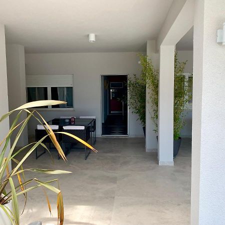 Deluxe Suites Mandic Omiš Eksteriør billede