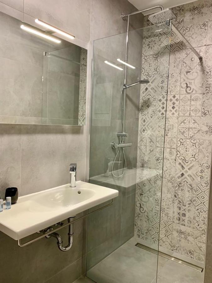 Deluxe Suites Mandic Omiš Eksteriør billede