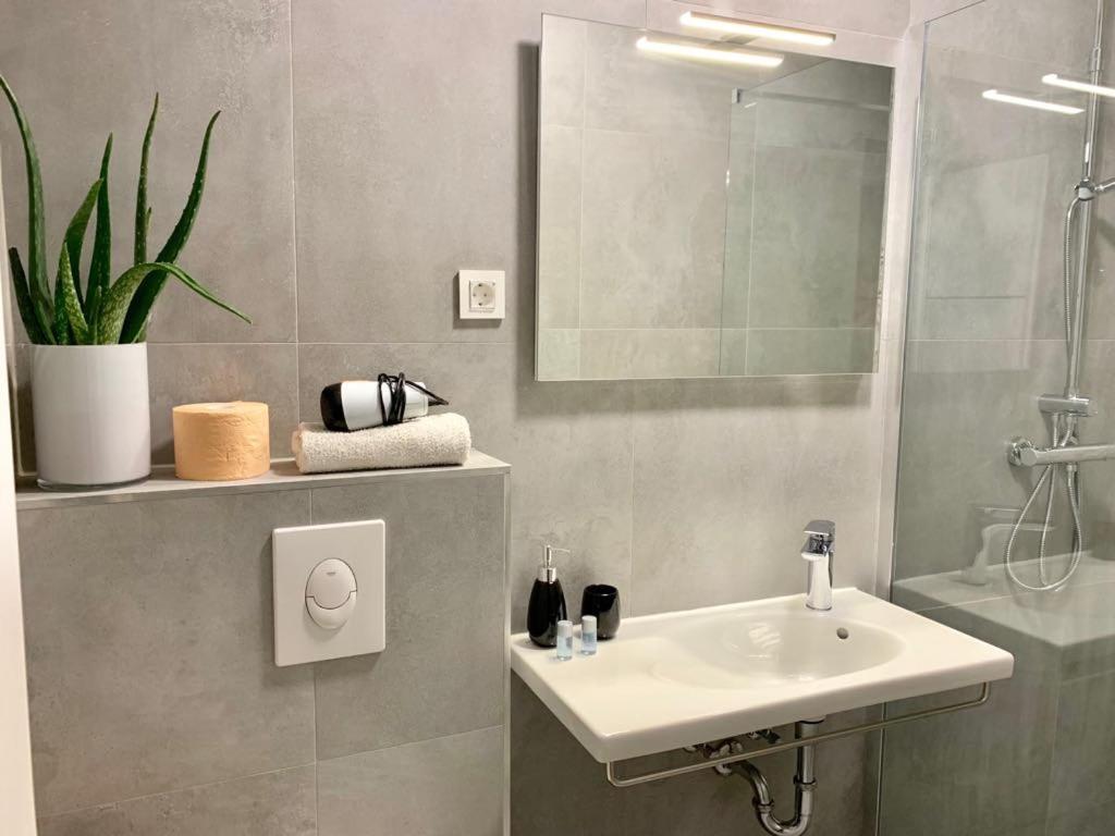 Deluxe Suites Mandic Omiš Eksteriør billede