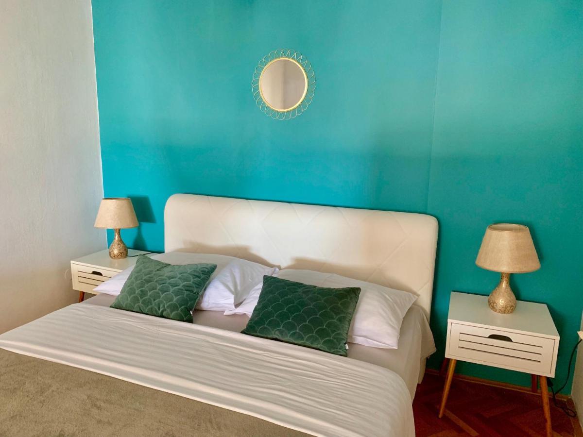 Deluxe Suites Mandic Omiš Eksteriør billede