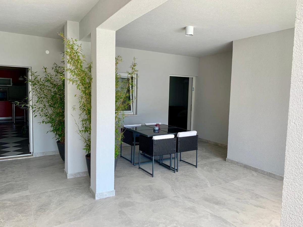 Deluxe Suites Mandic Omiš Eksteriør billede