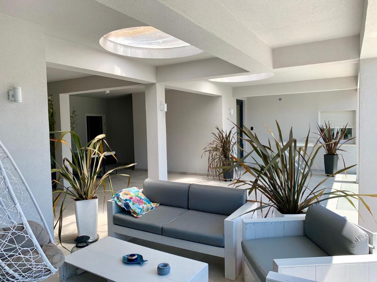 Deluxe Suites Mandic Omiš Eksteriør billede